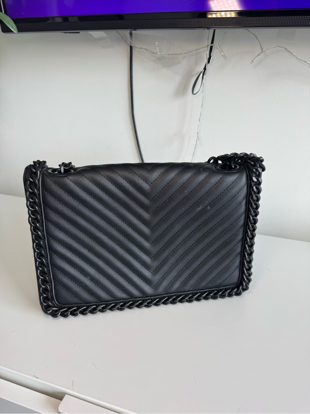 Amazon Black Quilted Chevron Chain Shoulder Bag